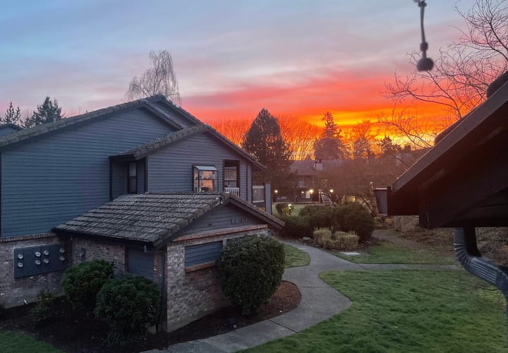 Photo: A beautiful dawn on an ordinary winter day.